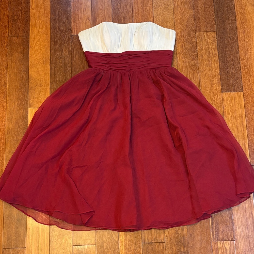 Elegant Strapless Burgundy and White Dress